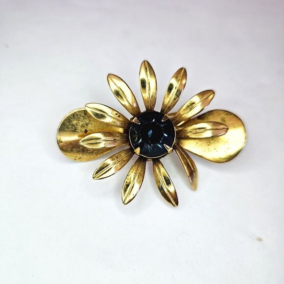 Vintage Sapphire Round Prong Set Rhinestone Gold Tone Floral Daisy Brooch Pin - Picture 1 of 8